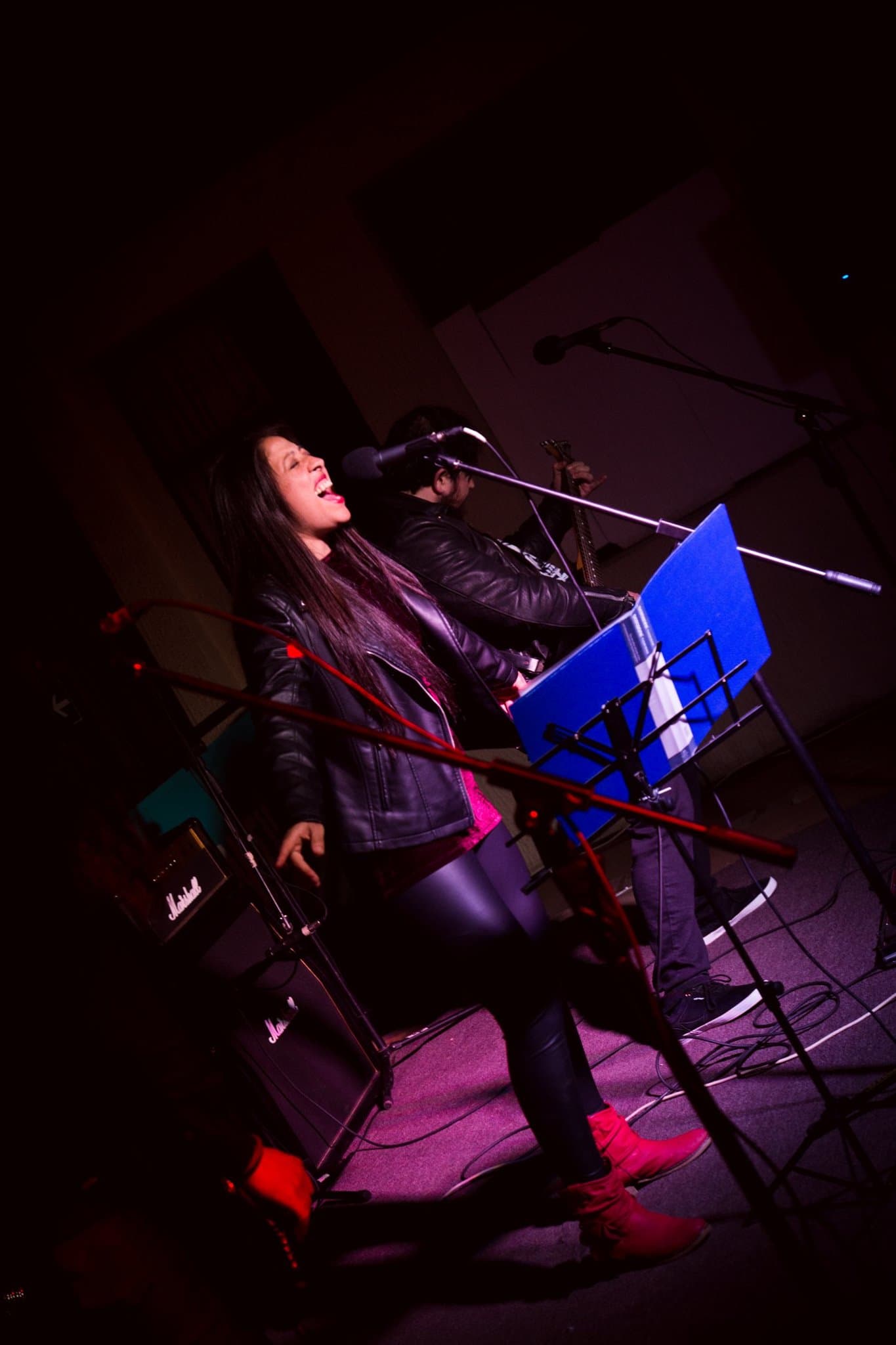 Postura de Combate y Riffs en Tarima · CDA X
